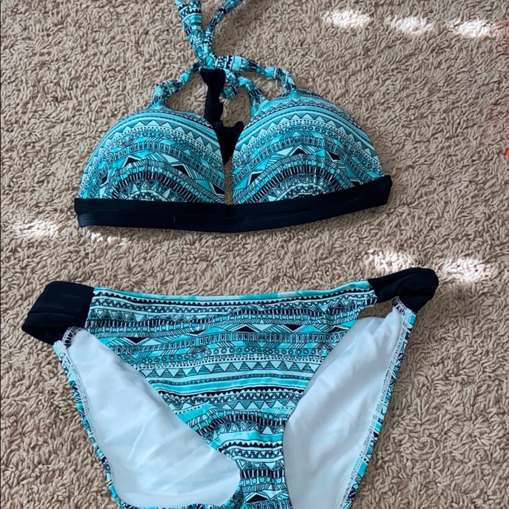 Bikini!